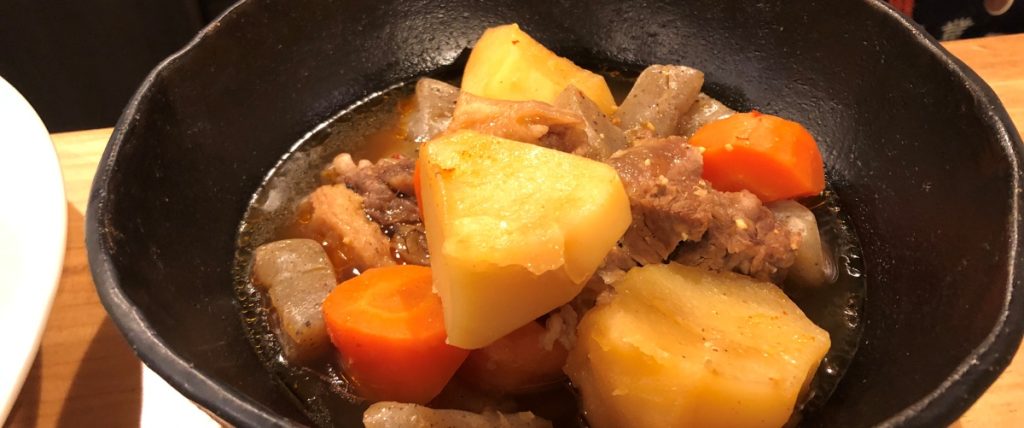 宮崎市ニシタチの料理居酒屋まめ皿の店みっちゃんの手づくりの料理たち　人気の手づくりビーフシチューはご予約を。