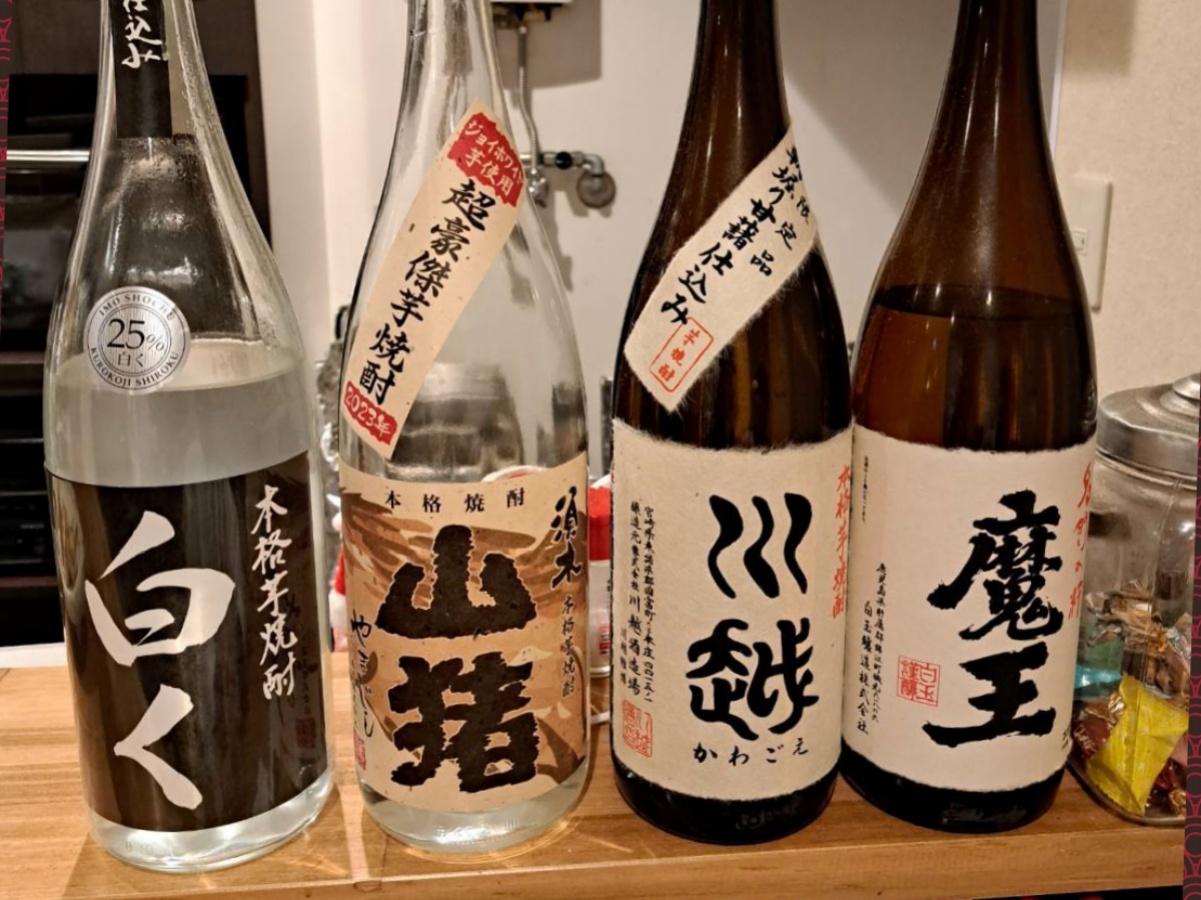 宮崎市ニシタチ中央通り、17:00から営業の居酒屋/料理屋、まめ皿の店みっちゃんの焼酎等